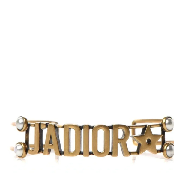CHRISTIAN DIOR‼️no box and tags ‼️
Metal Pearl J'Adior Bracelet Cuff Gold - Picture 1 of 5